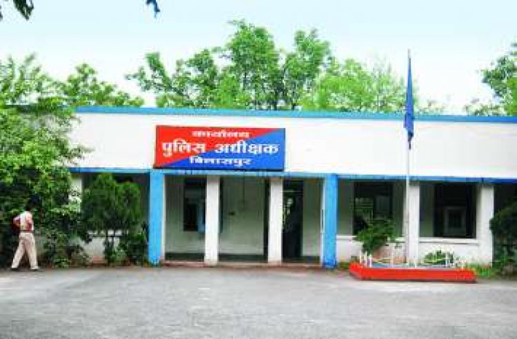 *अलग अलग थानो में दर्ज मामले के फरार आरोपियों की सूचना देने इनाम की घोसणा*