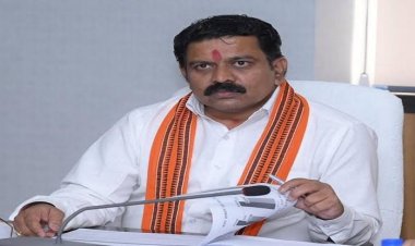 गृह मंत्री विजय शर्मा का बड़ा एक्शन छत्तीसगढ़ में अब गौ तस्करी संभव नहीं होगी, गौवंश व दुधारु पशुओं के अनाधिकृत परिवहन (तस्करी), वध व मांस की बिक्री आदि घटनाओं की रोकथाम तथा संलिप्त आरोपियों के विरुद्ध प्रभावी कार्यवाही करने के संबंध में आदेश जारी