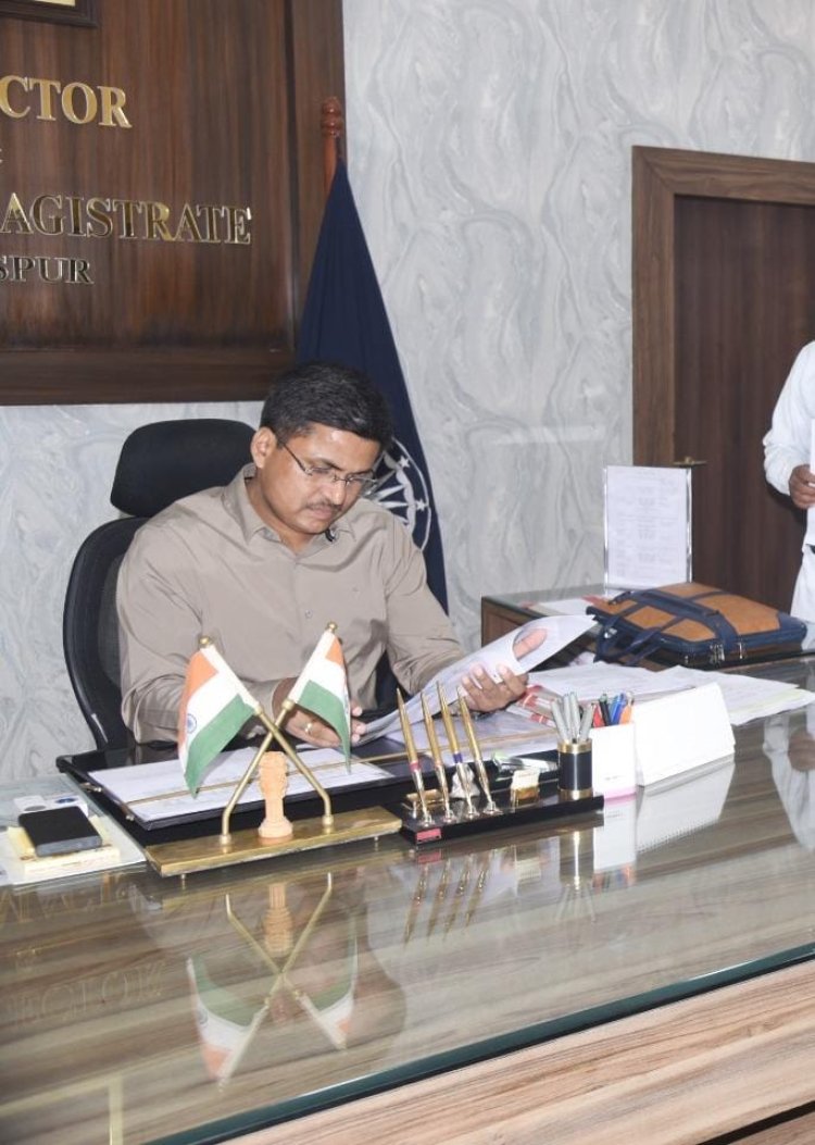 राईस मिलर्स को कलेक्टर ने थमाया नोटिस,कस्टम मिलिंग के धान को राईस मिल मालिक ने व्यापारी को बेच दिया*