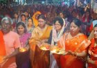 *श्रीराम लला के प्राणप्रतिष्ठा की वर्षगांठ पर भव्य महाआरती, जय श्रीराम के उद्घोष से गूंजा कोसला धाम*